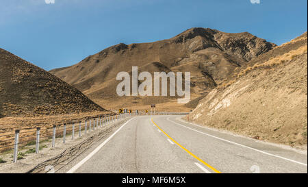 Pass Road, Lindis Pass, Südliche Alpen, Otago, Southland, Neuseeland Stockfoto