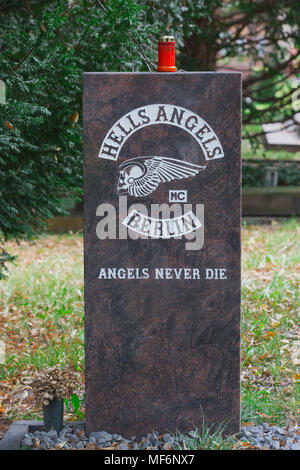 Grabstein eines Hells Angels, Wippen, Schleifring Stockfoto
