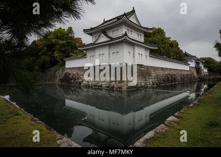 Das Schloss Nijo oder Nijo-jo war im Jahre 1603 als Residenz der ersten Tokugawa Shogun der Edo Periode gebaut. Nach der Tokugawa Shogunats fiel im Jahr 1867, N Stockfoto