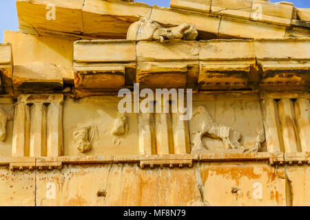 Pferd Statue Parthenon Akropolis Athen Griechenland. Parthenon Tempel der Athene auf der Akropolis. Tempel Erstellt 438 v. Chr. und ist Symbol des alten Sounds Stockfoto