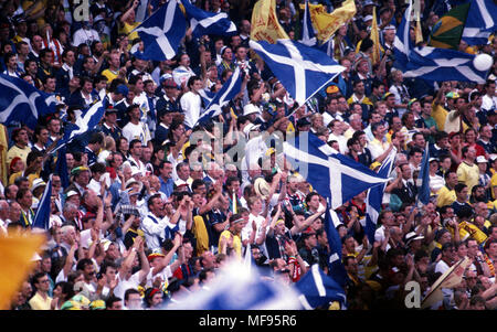 FIFA WM-Italia 1990 20.06.1990, Stadio delle Alpi, Turin, Italien. Brasilien v Schottland. Schottland Unterstützer. Stockfoto