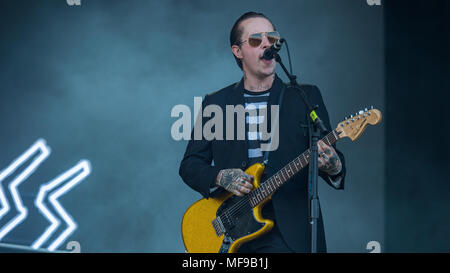 Slaves Smashing es am Sonntag Nachmittag auf der großen Bühne an der siegreichen Festival 2017 Stockfoto