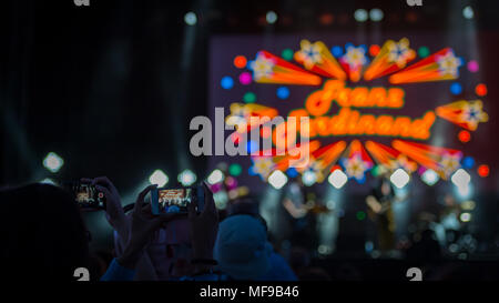 Franz Ferdinand, die am Sonntag Abend auf der großen Bühne an der siegreichen Festival 2017 Stockfoto