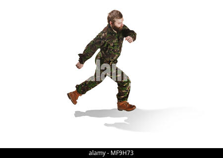 Junge Armee Soldat Tarnfarbe tragen einheitliche isoliert auf weißem Stockfoto