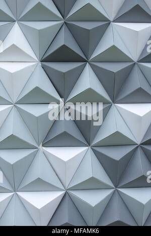 Stil, Textur, die Dekoration. futuristische Hintergrund aus dreidimensionale Dreiecke in verschiedenen Schattierungen von Grau, dass rhombu erstellt Stockfoto