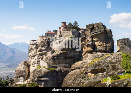Kloster Varlaam in Meteora Berge, Thessalien, Griechenland. UNESCO-Welterbe Stockfoto