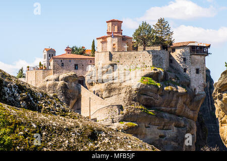 Kloster Varlaam in Meteora Berge, Thessalien, Griechenland. UNESCO-Welterbe Stockfoto