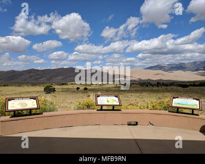 Die Great Sand Dunes National Park liegt im San Luis Valley von Colorado an den westlichen Hängen der Sangre de Cristo Mountains. Der Park ist Ho Stockfoto