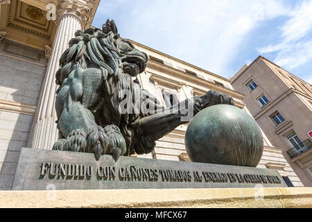 Madrid/Spanien - 13. März 2015: Die Vorderseite des Congreso de los Diputados Gebäude (Abgeordnetenhaus) die Regierung in Madrid, Spanien, ein Stockfoto