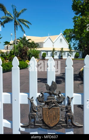 Wappen auf die Tore der Regierung des Northern Territory, in Darwin, Northern Territory, Australien. Stockfoto