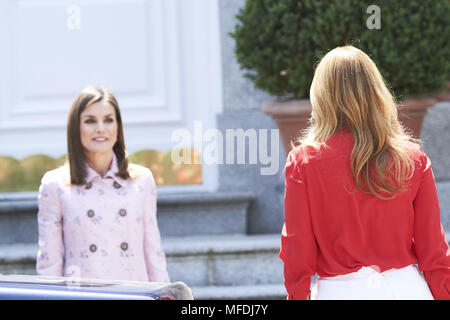 Madrid, Madrid, Spanien. 25 Apr, 2018. Queen Letizia von Spanien, Angelica Rivera ein Mittagessen im Zarzuela Palace während eines kurzen Besuchs des Präsidenten von Mexiko am 25. April 2018 in Madrid, Spanien Credit: Jack Abuin/ZUMA Draht/Alamy leben Nachrichten Stockfoto