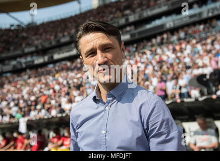 Frankfurt, Deutschland. 21 Apr, 2018. Trainer Niko Kovac (F) Fußball 1. 1. Fussballbundesliga, 31. Spieltag, Eintracht Frankfurt (F) - Hertha BSC Berlin (B) 0:3, auf 21/04/Frankfurt/Deutschland 2018. | Verwendung der weltweiten Kredit: dpa/Alamy leben Nachrichten Stockfoto
