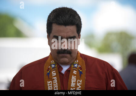 Venezuela, Tucupita, 24. April 2018. Der Präsident von Venezuela, Nicolás Maduro spricht am Flughafen in der Stadt Tucupita, Hauptstadt des Bundesstaates Delta Amacuro (Ost), wo er in eine Kampagne Veranstaltung teilzunehmen. Marcos Salgado/Alamy Nachrichten Stockfoto