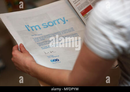 West Sussex, UK. 25 Apr, 2018. Eine ganzseitige Anzeige in der heutigen Zeitung Guardian von TSB Bank Entschuldigung für den letzten Fehler. Mittwoch, 25 April 2018 © Sam Stephenson/Alamy Leben Nachrichten. Stockfoto