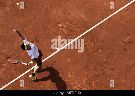 Barcelona, Barcelona, Spanien. 25 Apr, 2018. 25. April 2018. Barcelona, Spanien; Banc Sabadell Barcelona Open Tennis Turnier; Kei Nishikori während der Runde 2 des Turniers Credit: Eric Alonso/ZUMA Draht/Alamy leben Nachrichten Stockfoto