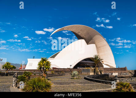 Auditorio de Tenerife Adán Martín, Avantgarde kongresshalle, konzerthalle, Konzertsaal, Oper, Architekten Santiago Calatrava. Stockfoto