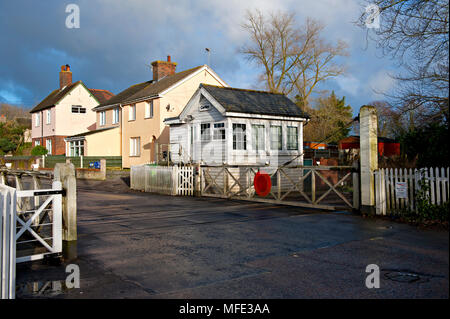 Cantley station Signabox und Kreuzung auf dem Wherry Linien zwischen Norwich und Lowestoft in der Grafschaft Suffolk, Großbritannien Stockfoto