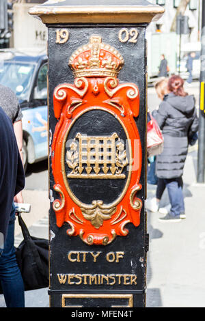 London, Großbritannien, 27. März 2015: eine Stadt von Westminster post, die die Grenze für die Stadt in Central London. Stockfoto