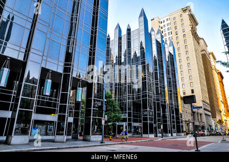 PPG Place, Glas und Stahl Marvel von Philip Johnson, Pittsburgh, Pennsylvania, USA Stockfoto