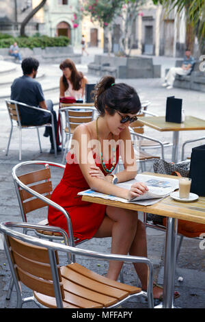 Café im Freien, Las Palmas Vegueta/Las Palmas Altstadt, Gran Canaria, Kanarische Inseln, Spanien Stockfoto