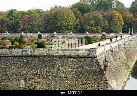 Garten durch den Fluss Cher im Chateau de Chenonceau. Stockfoto