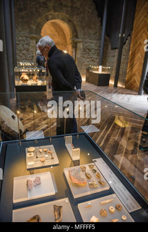 Das Museum der archäologischen Funde gelegen in einem historischen romanischen Kapelle neben dem Castelo Dos Mouros (Burg der Mauren), Sintra, Portugal Stockfoto