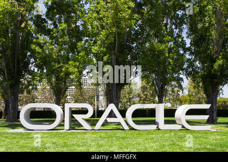 REDWOOD CITY, CA/USA - 31. MAI 2014: Oracle Hauptsitz im Silicon Valley. Stockfoto
