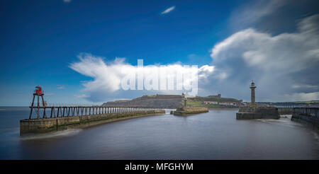 Hafen von Whitby, North Yorkshire, Vereinigtes Königreich Stockfoto