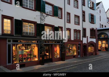 Architektonische Häuser in der Stadt Basel, Kanton Basel Stadt, Schweiz, Europa Stockfoto