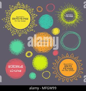 Satz von Hand gezeichnete scribble Kreise und dekorative Rahmen für Sie. Vector Illustration Stock Vektor