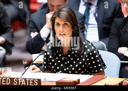 New York City, USA. 26 Apr, 2018. Nikki Haley, Botschafter der Vereinigten Staaten bei den Vereinten Nationen, im Sicherheitsrat der Vereinten Nationen. Credit: SOPA Images Limited/Alamy leben Nachrichten Stockfoto
