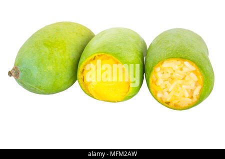Abstrakte Soft Focus der rip von Mango mit klebrigem Reis auf dem weißen Hintergrund. Lokale Essen in Thailand. Stockfoto