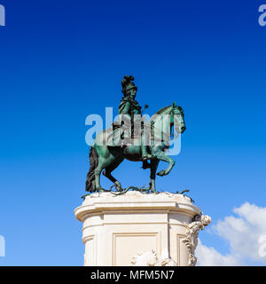 Die Statue von König Jose ich auf der Commerce Square (Praça do Comercio) in Lissabon, Portugal. Der Platz wurde von der destoryed 1755 Erdbeben von Lissabon und dann Stockfoto