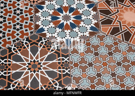 Die nahtlose Vektor orientalischen ornamentale Muster. Geschnürt dekorativen Hintergrund mit floralen und geometrischen Ornaments. Wiederholen Gewändern gekleidet Mandala Fliesen. Stockfoto