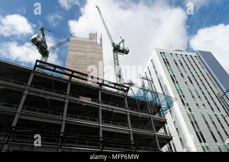 Die neue HMRC Gebäude im Bau auf dem ehemaligen Gelände der Western Mail und Echo-Büros auf Havelock Straße im Zentrum von Cardiff, South Wales. Stockfoto