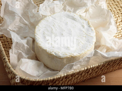 Brillat Savarin, französischer Käse, der mit Kuhmilch Stockfoto