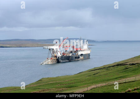 Solitaire Rohrverlegung Schiff zur Leitung der gesamten Gas Plkant in Shetland aus dem Laggan Tormore Gas Feld Stockfoto