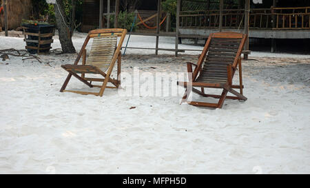 Umkleidekabinen am Strand auf Koh Rong samloem Insel in Kambodscha Stockfoto