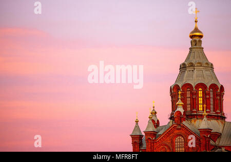 Uspenski Kathedrale bei Sonnenuntergang, Katajanokka, Helsinki, Finnland, Europa Stockfoto