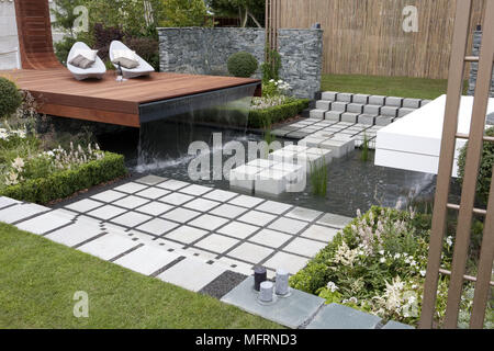 Moderne Garten an der Tatton Park Flower Show Stockfoto