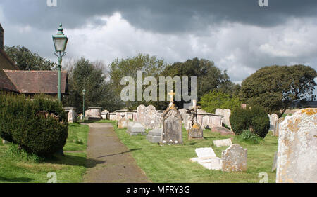 Lyminster Kirchhof Stockfoto