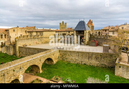 Eingang der Cite de Carcassonne, einer mittelalterlichen Zitadelle in Franc Stockfoto