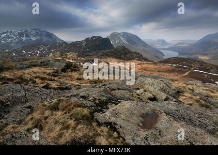 Blick auf, Hay Stacks fiel, hohe Felsen fiel, Säule fiel, Buttermere, Nationalpark Lake District, Cumbria, England, Großbritannien Stockfoto