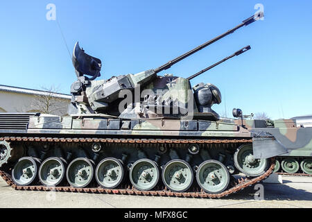 Militärhistorisches Museum Dresden, Außenausstellung von Bundeswehrwaffen, Gepard 1, Dresden, Sachsen, Deutschland Museumsausstellung Stockfoto