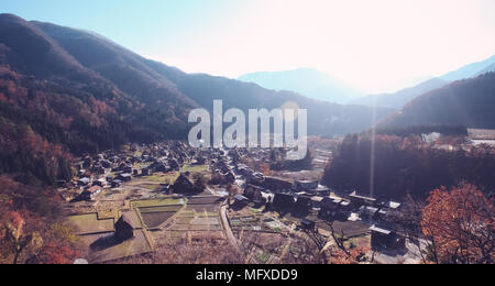 Traditionelle und historische japanische Dorf Ōgimachi - Shirakawa-Go, Japan Stockfoto