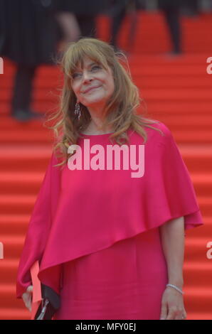 Moskau, Russland. 26. April 2018. Gäste und Mitglieder der Jury über die rote Treppe von der Abschlussfeier der 40. Internationalen Filmfestivals Moskau. Moskau. April 26, 2018. Credit: Pavel Kashaev/Alamy leben Nachrichten Stockfoto