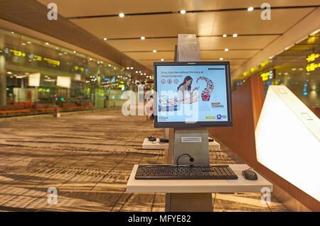 Singapur - ca. November 2015: in Singapur Changi Airport. Stockfoto