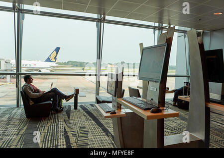 Singapur - ca. November 2015: in Singapur Changi Airport. Stockfoto