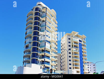 Straße Blick von Jack und Newell Ferienwohnung Türme, Wharf St Cairns Queensland Australien Stockfoto