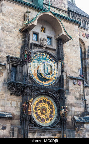 Astronomische Uhr in Prag, oder Prager Orloj, ist eine mittelalterliche astronomische Uhr in Prag, Hauptstadt der Tschechischen Republik. Stockfoto